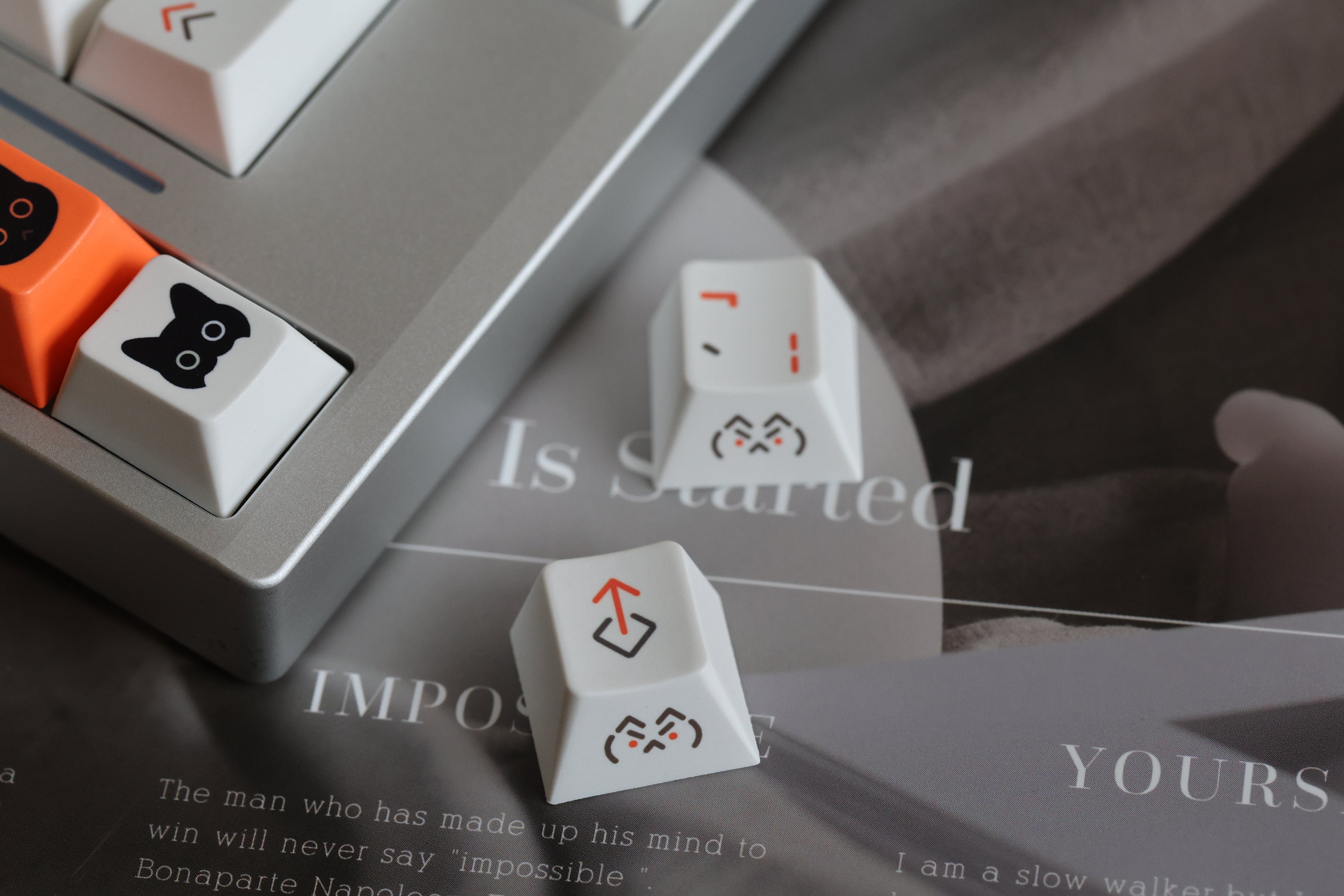 MW Calico Keycaps